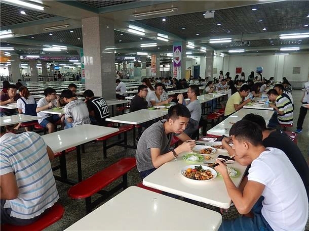 遵义医科大学食堂照片图片